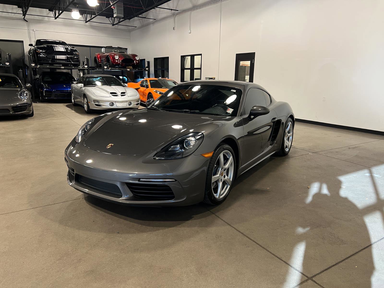Used 2018 Porsche 718 Cayman image 7