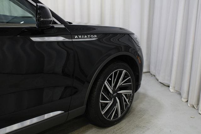 New 2026 Lincoln Aviator Reserve AWD/4WD image 57