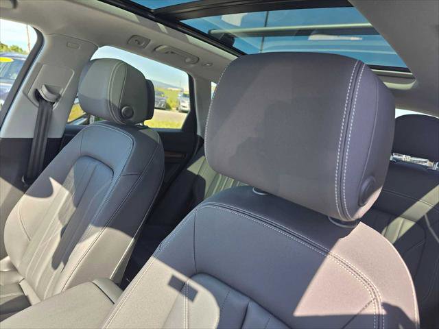 Used 2023 Audi Q5 2.0T Premium w/ Convenience Package image 26