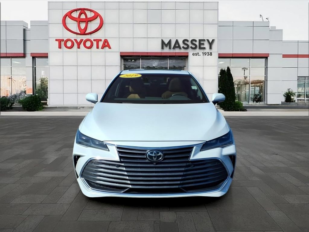 Used 2019 Toyota Avalon Limited w/ Advanced Safety Package image 8