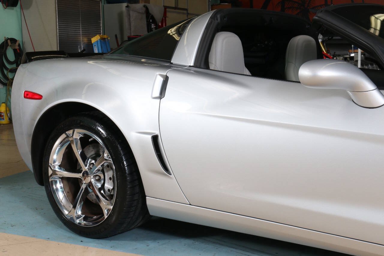Used 2011 Chevrolet Corvette Grand Sport w/ Preferred Equipment Group RWD image 58