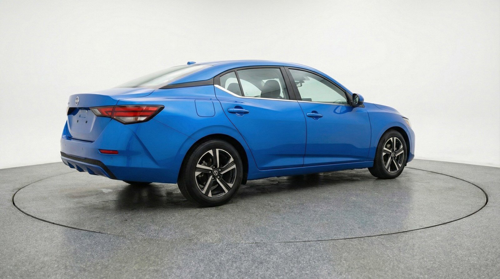 Used 2025 Nissan Sentra SV FWD image 7