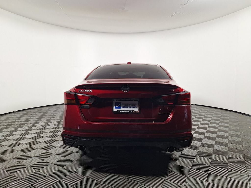 Used 2024 Nissan Altima 2.0 SR FWD image 6