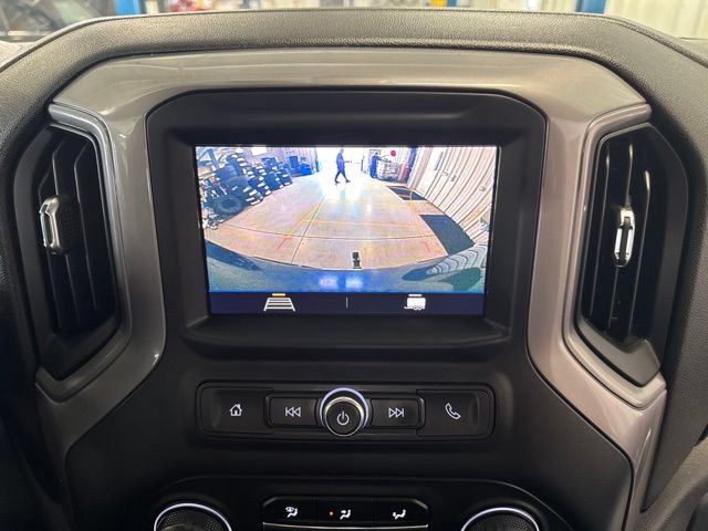 Used 2021 Chevrolet Silverado 1500 Custom AWD/4WD image 23