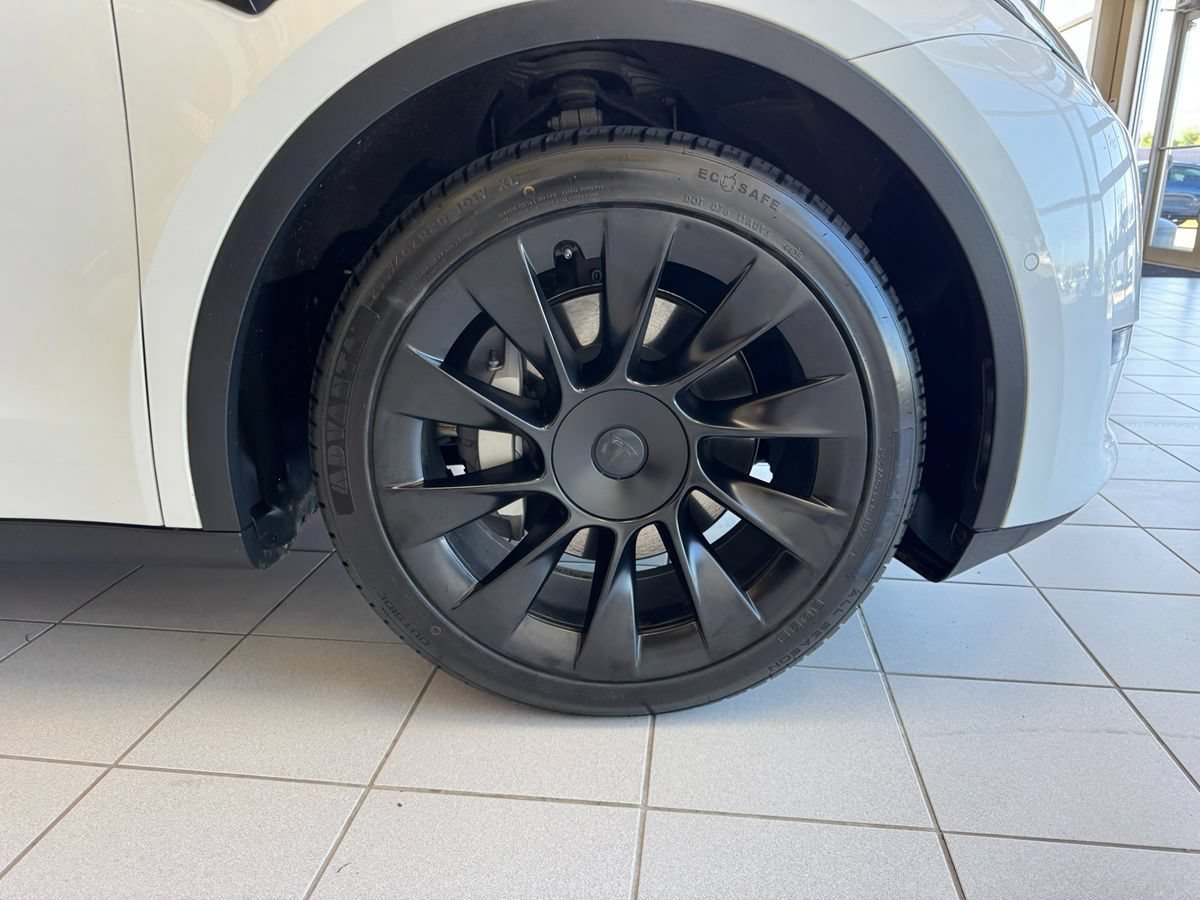 Used 2021 Tesla Model Y Long Range AWD/4WD image 99