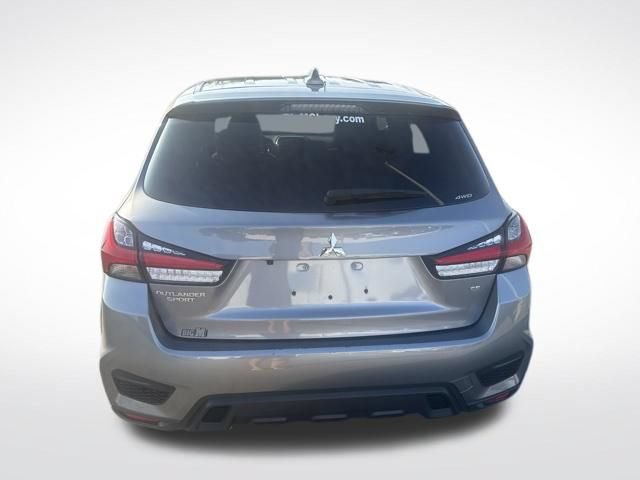 Used 2025 Mitsubishi Outlander Sport SE AWD/4WD image 4