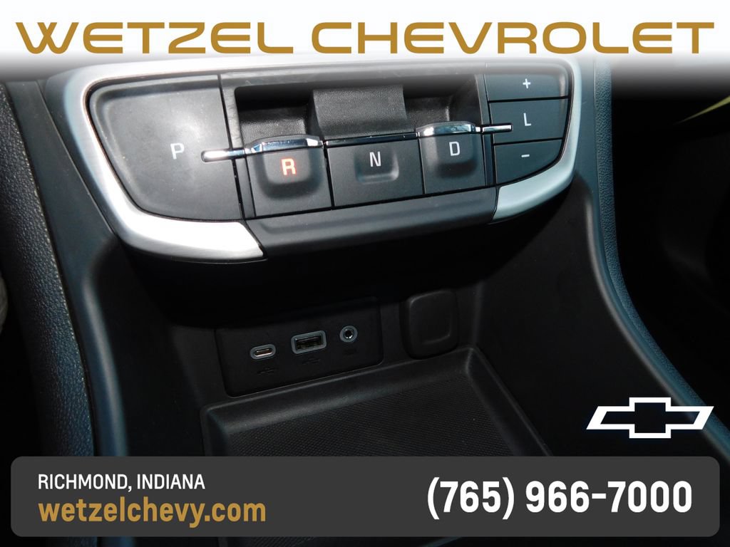 Used 2023 GMC Terrain SLE w/ Driver Convenience Package FWD image 37