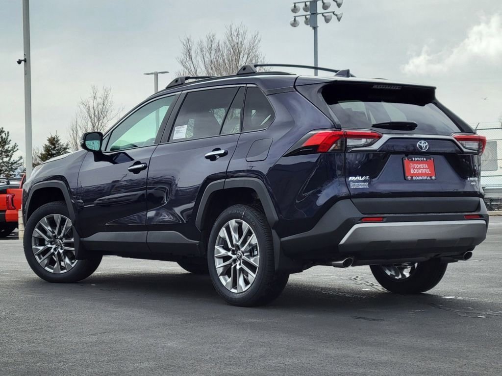 Used 2023 Toyota RAV4 Limited image 20