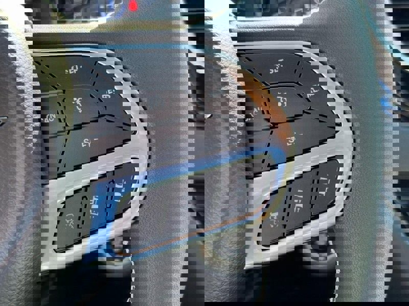 New 2026 Chrysler Voyager LX image 14