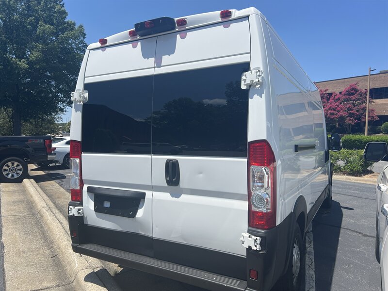 Used 2023 RAM ProMaster 2500 FWD image 6