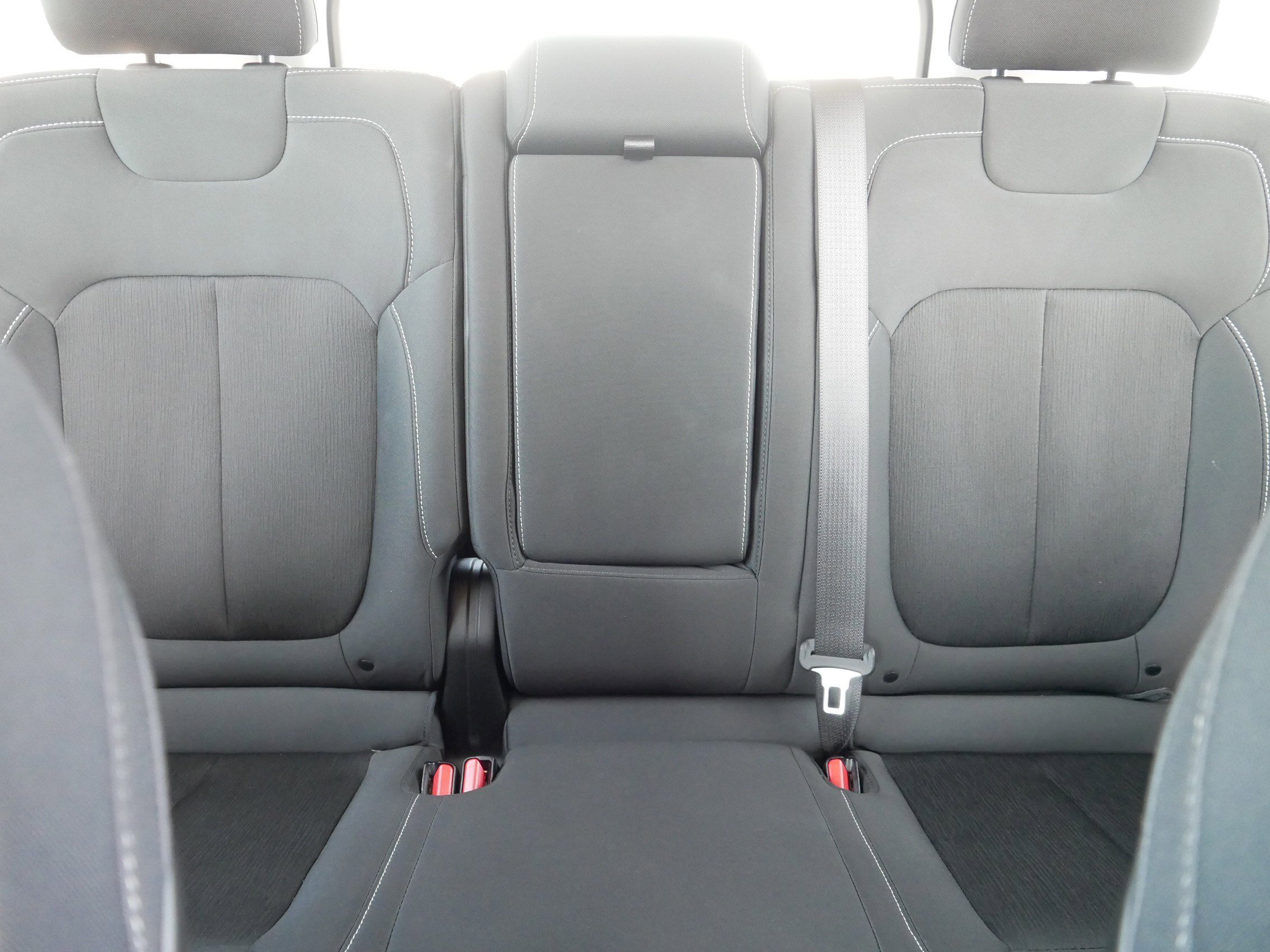 Used 2023 Jeep Grand Cherokee Laredo w/ Luxury Tech Group I image 13