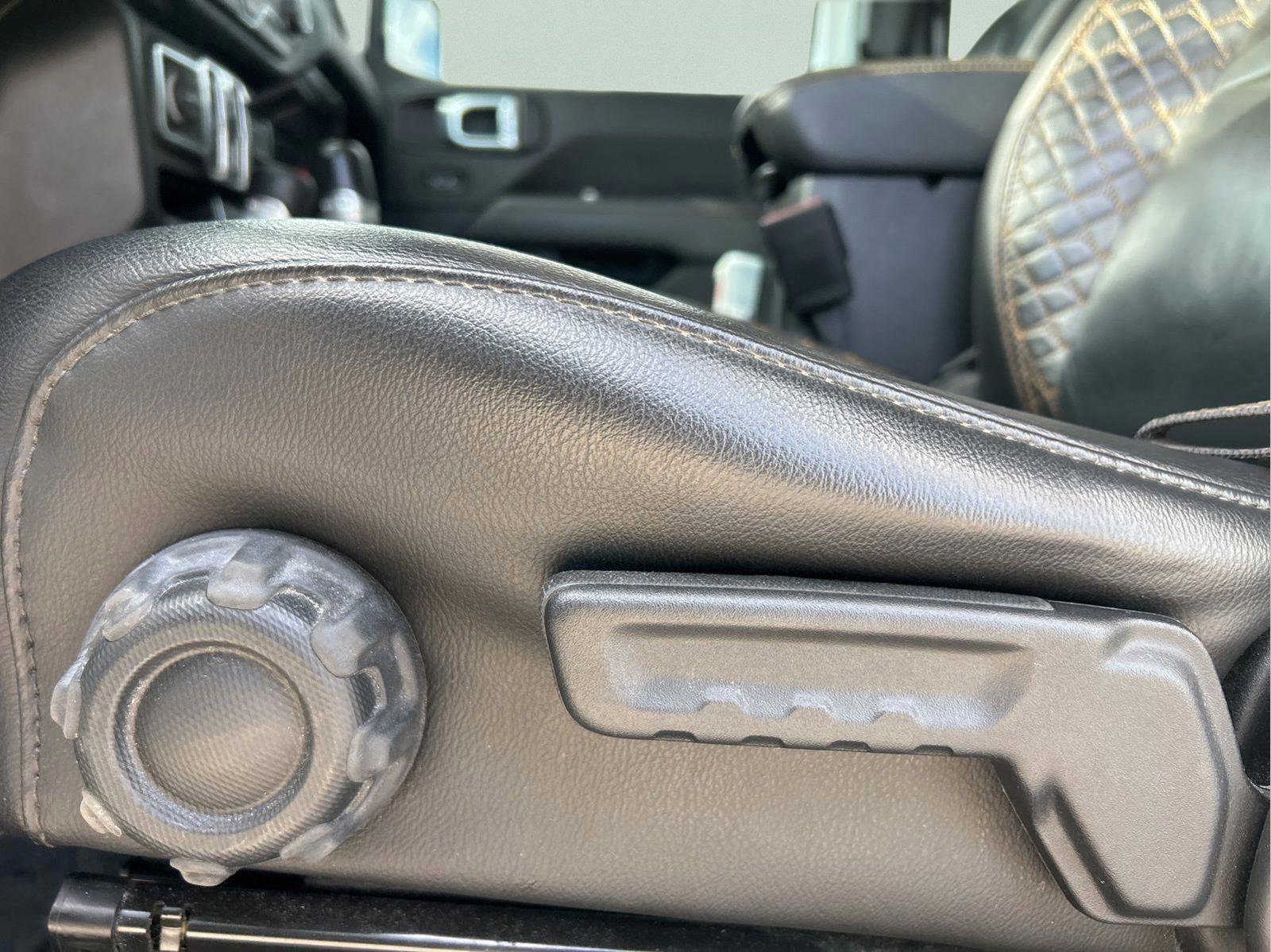 Certified 2021 Jeep Wrangler Unlimited Sahara image 27