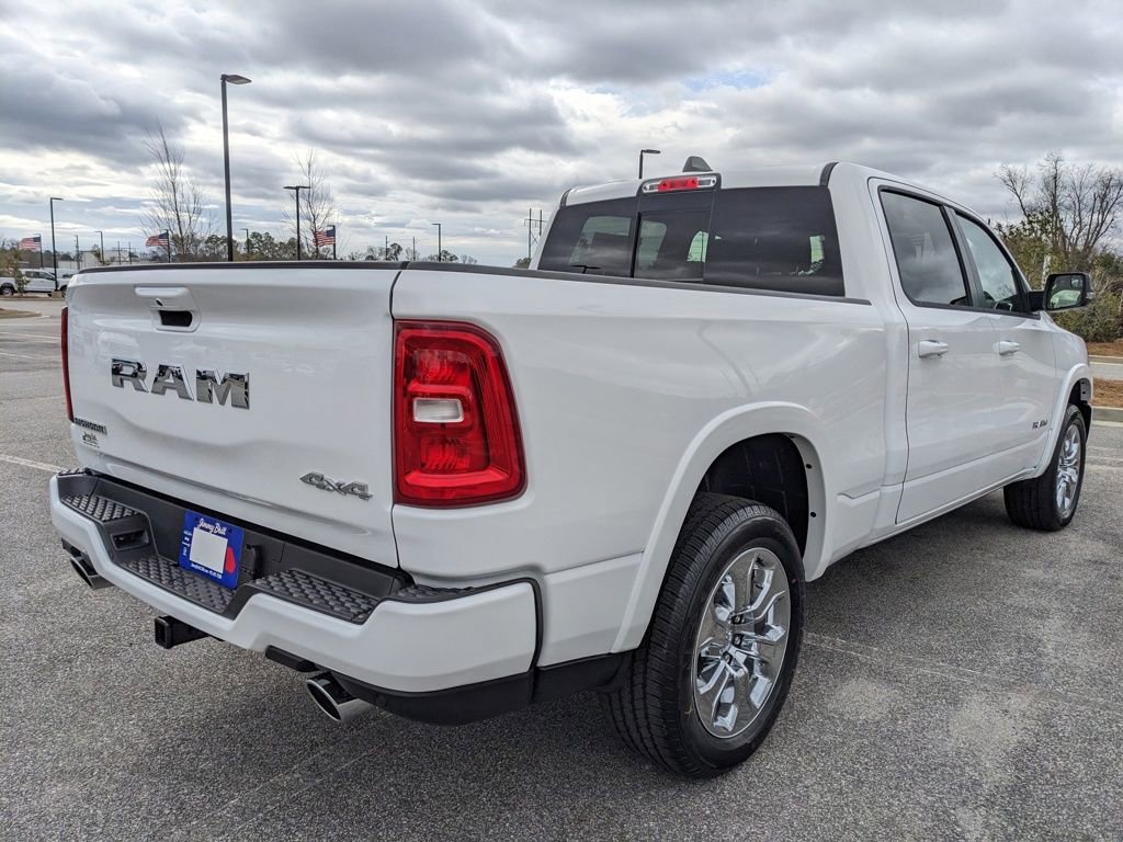 New 2026 RAM 1500 4x4 Crew Cab image 23