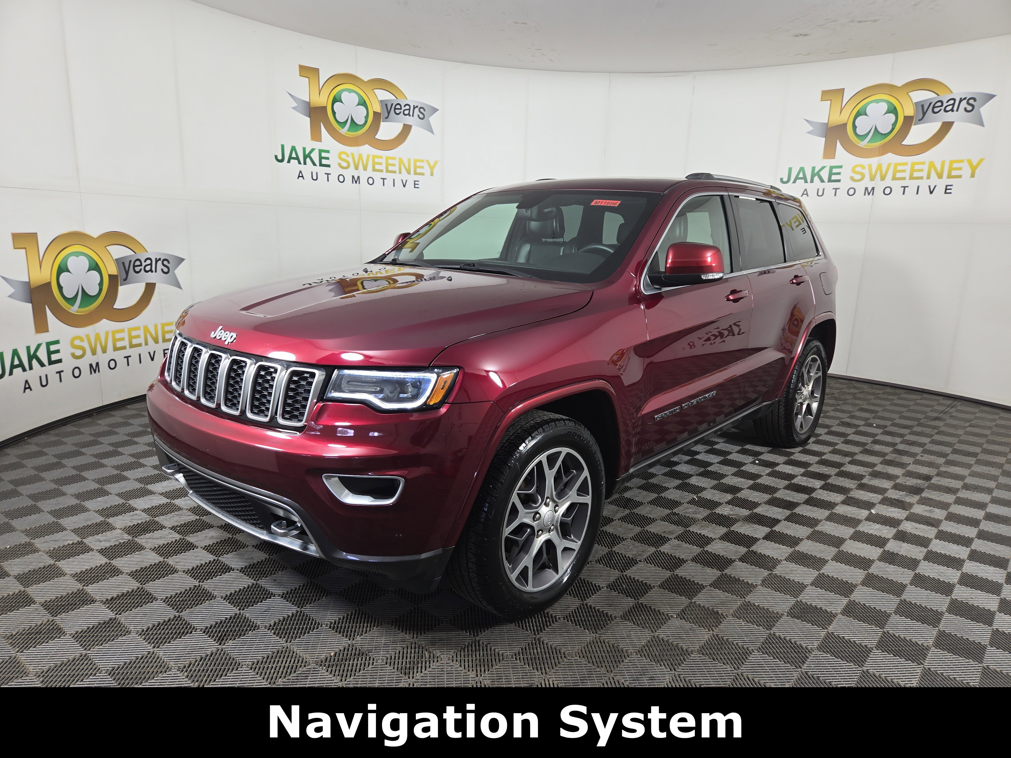 Used 2018 Jeep Grand Cherokee Limited AWD/4WD image 4