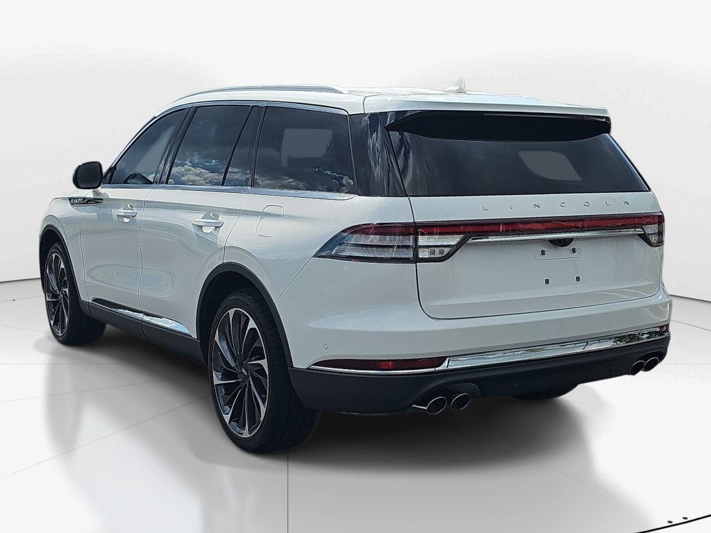Used 2022 Lincoln Aviator Reserve w/ Equipment Group 201A AWD/4WD image 8