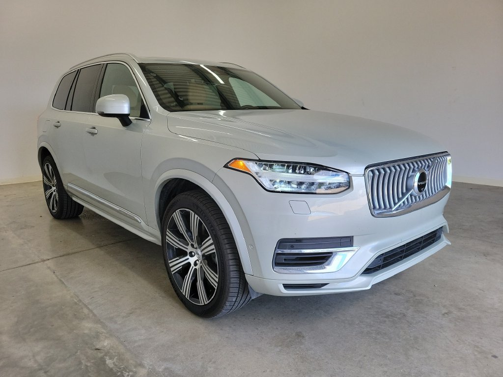 Used 2022 Volvo XC90 T8 Inscription w/ Advanced Package AWD/4WD image 4