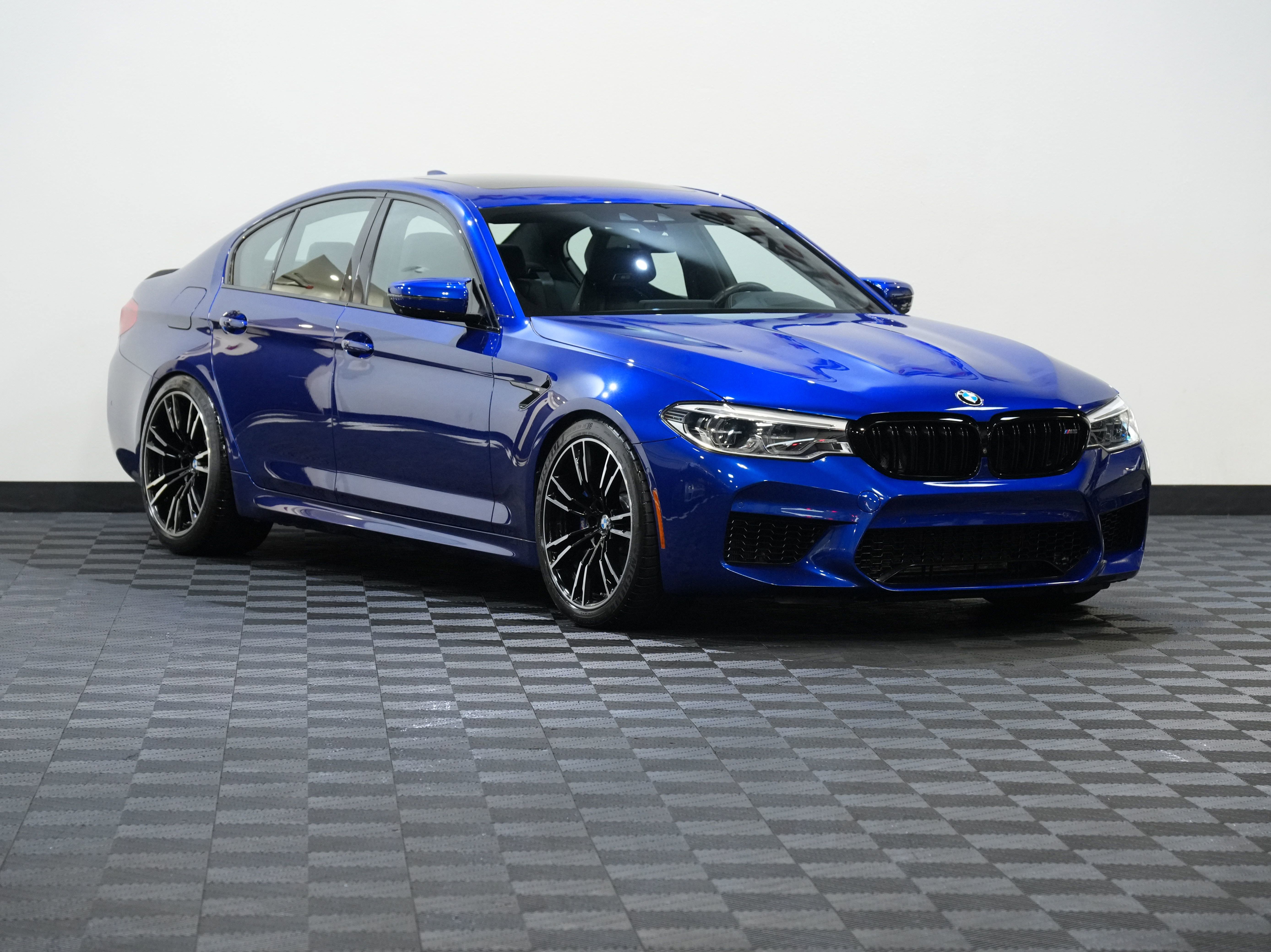 Used 2019 BMW M5 SEDAN 4D w/ Executive Package image 5