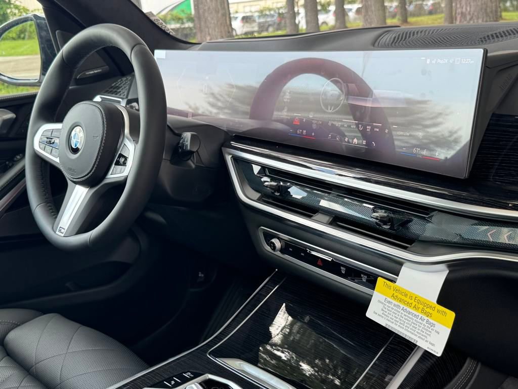 Used 2026 BMW X7 xDrive40i w/ M Sport Package image 20
