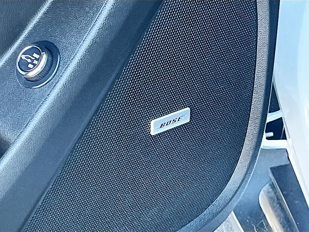 Used 2023 Chevrolet Traverse RS w/ LPO, Floor Liner Package FWD image 19