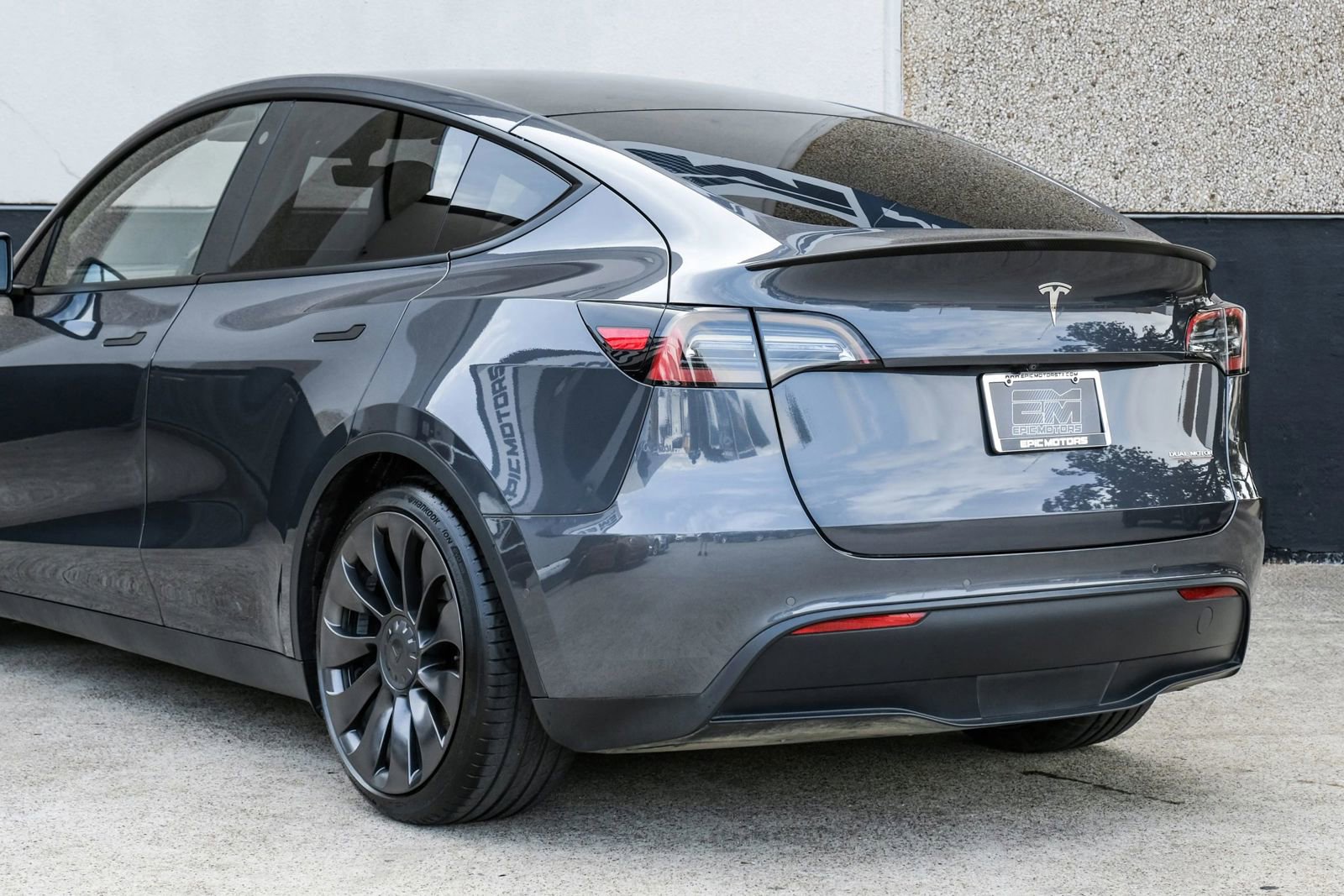 Used 2022 Tesla Model Y Performance AWD/4WD image 12