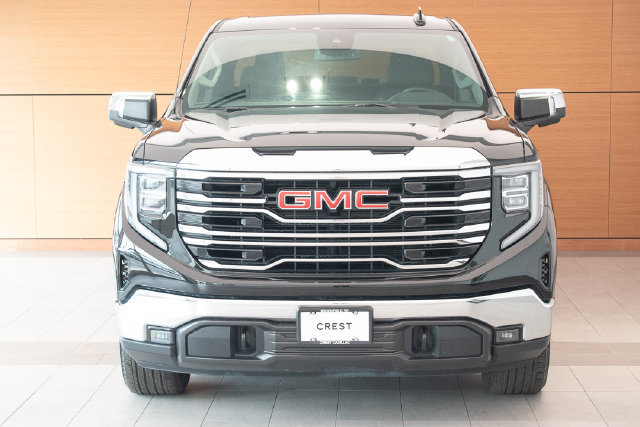Used 2026 GMC Sierra 1500 SLT AWD/4WD image 2