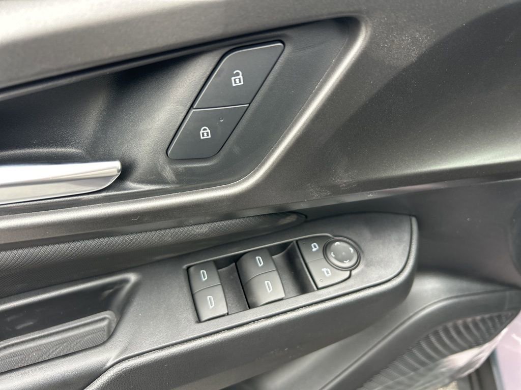 New 2026 Chevrolet Equinox EV LT image 13