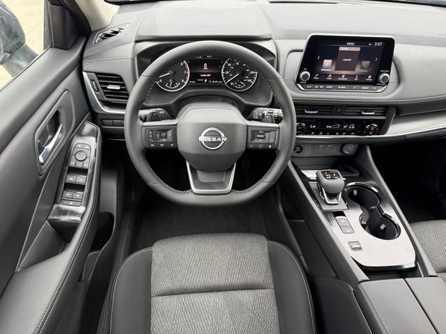 Used 2026 Nissan Rogue SV image 28