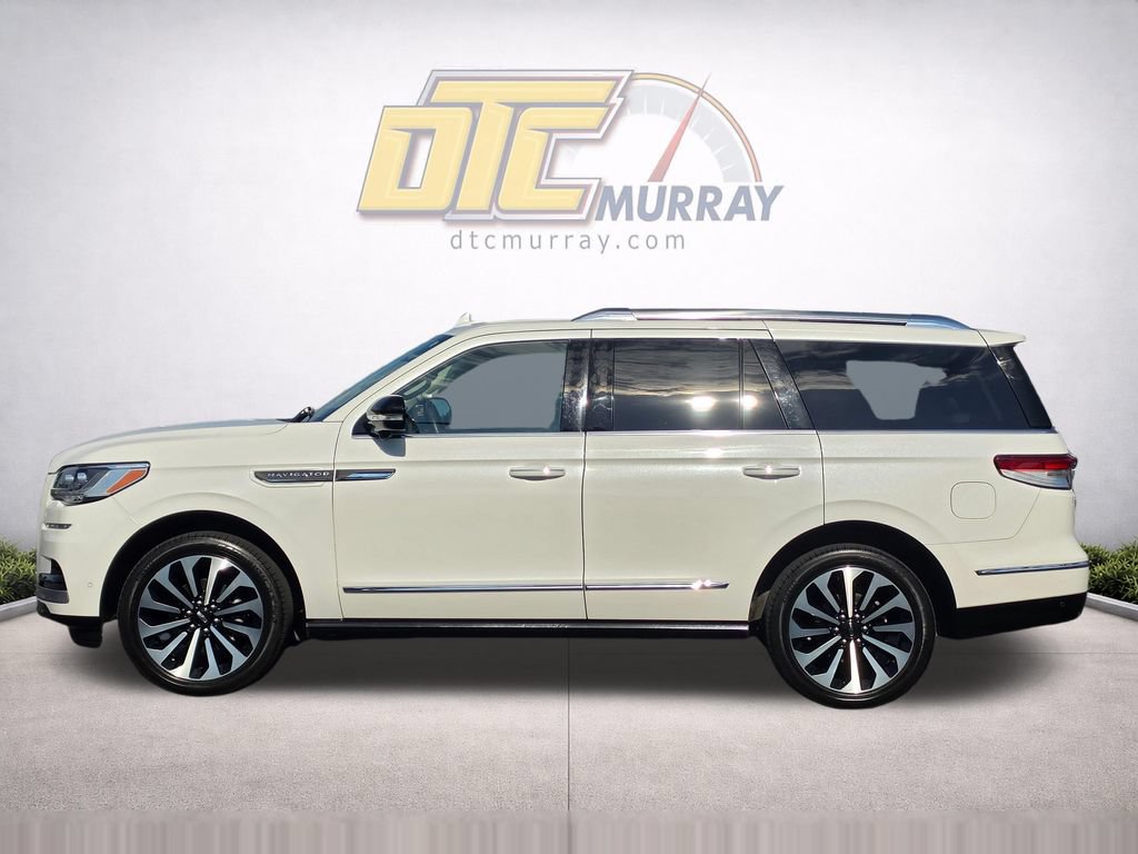 Used 2022 Lincoln Navigator Reserve AWD/4WD image 8