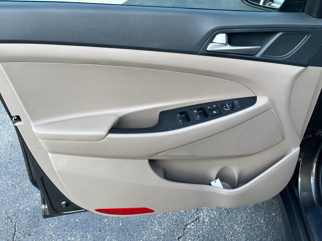 Used 2019 Hyundai Tucson Value image 11