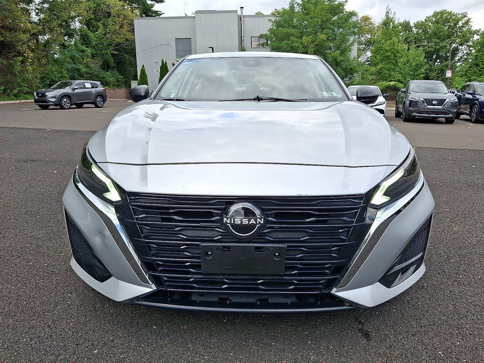 Certified 2024 Nissan Altima 2.5 S FWD image 2