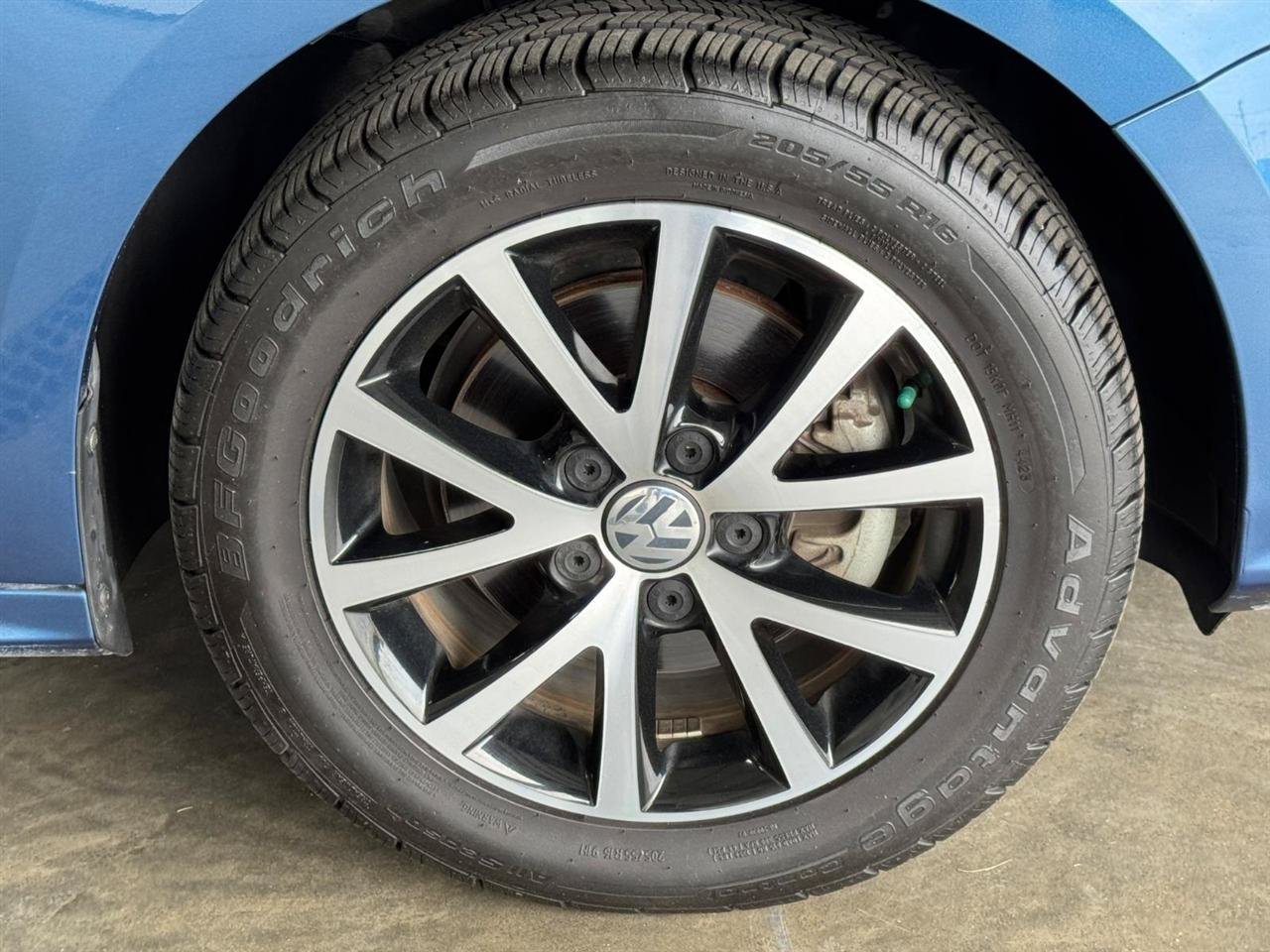 Used 2017 Volkswagen Jetta SE FWD image 26