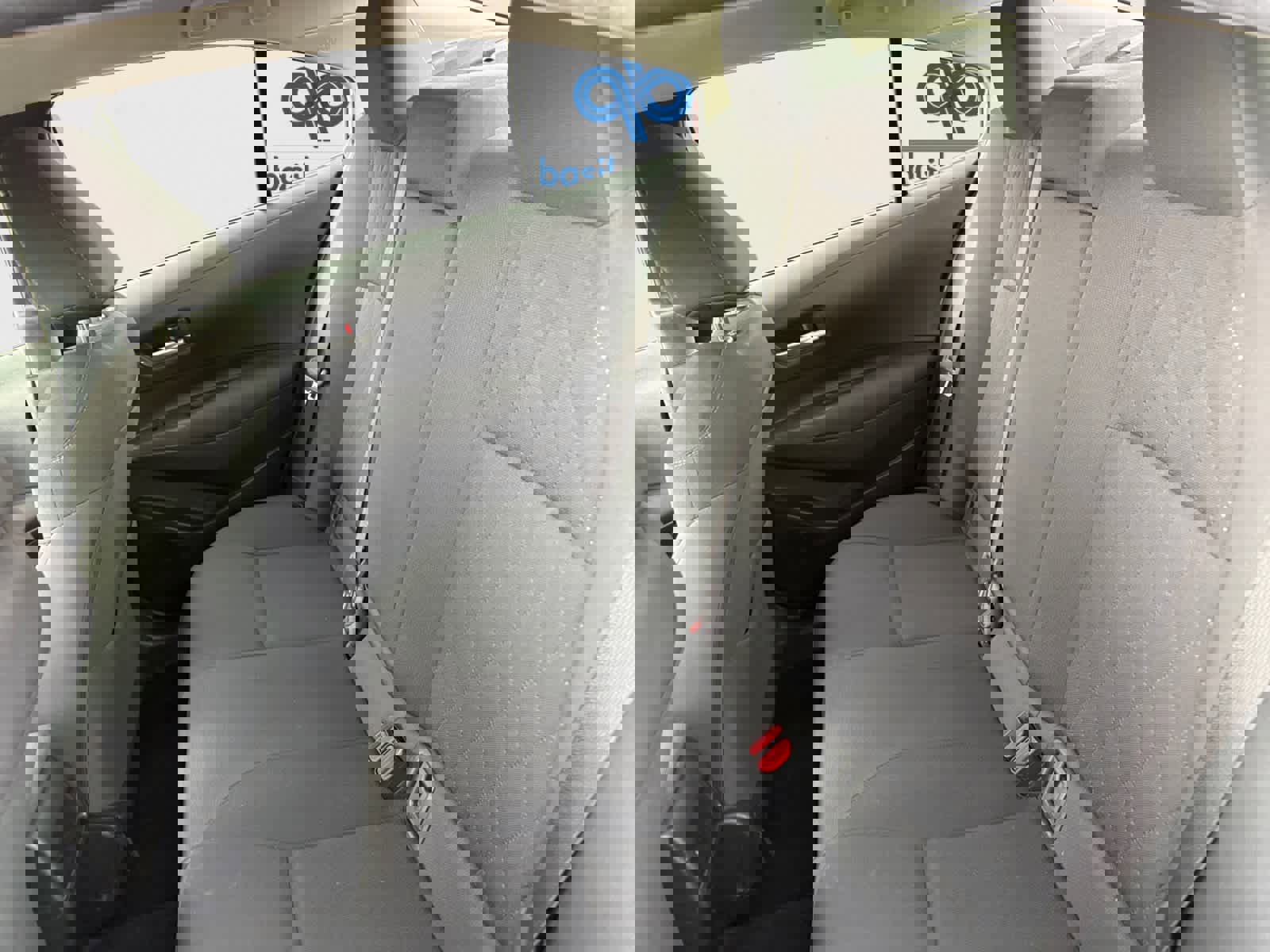 Used 2020 Toyota Corolla LE image 18