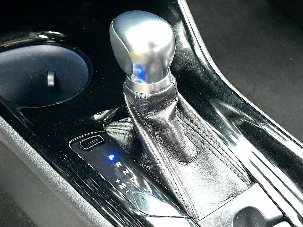 Used 2019 Toyota C-HR Limited image 16