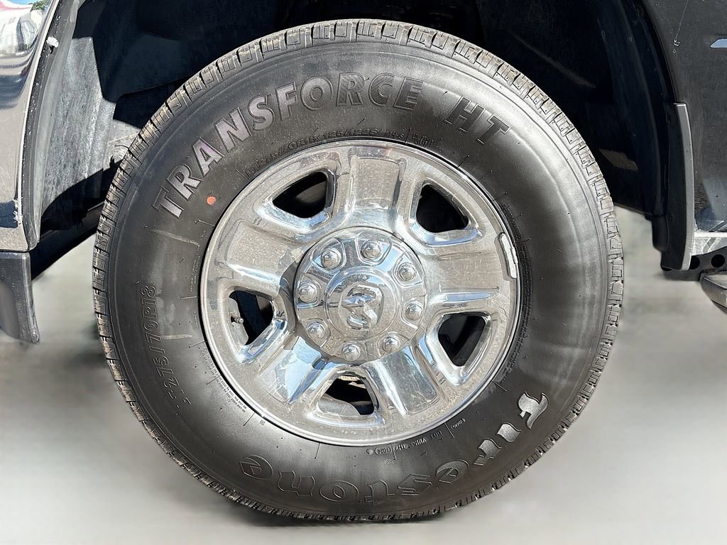 Used 2024 RAM 3500 Tradesman w/ Chrome Appearance Group image 27