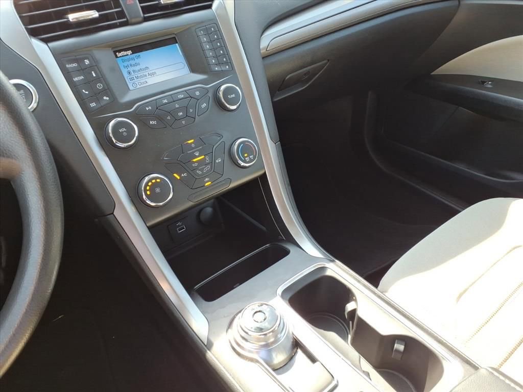 Used 2020 Ford Fusion S FWD image 25