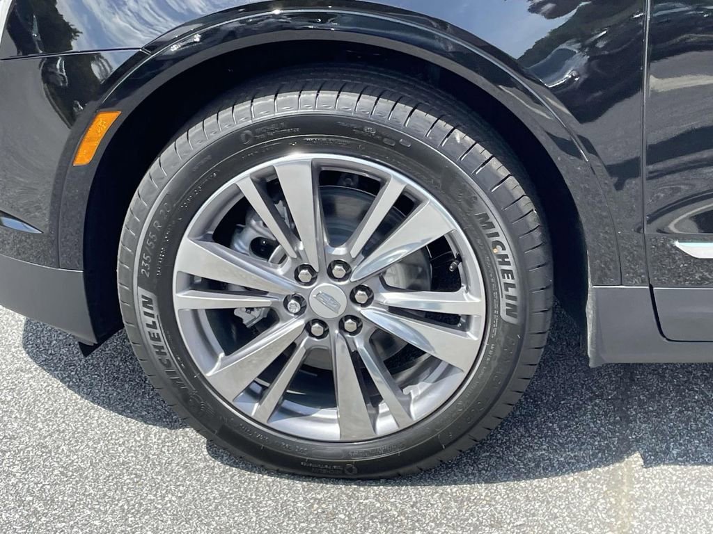 New 2025 Cadillac XT5 Premium Luxury image 9