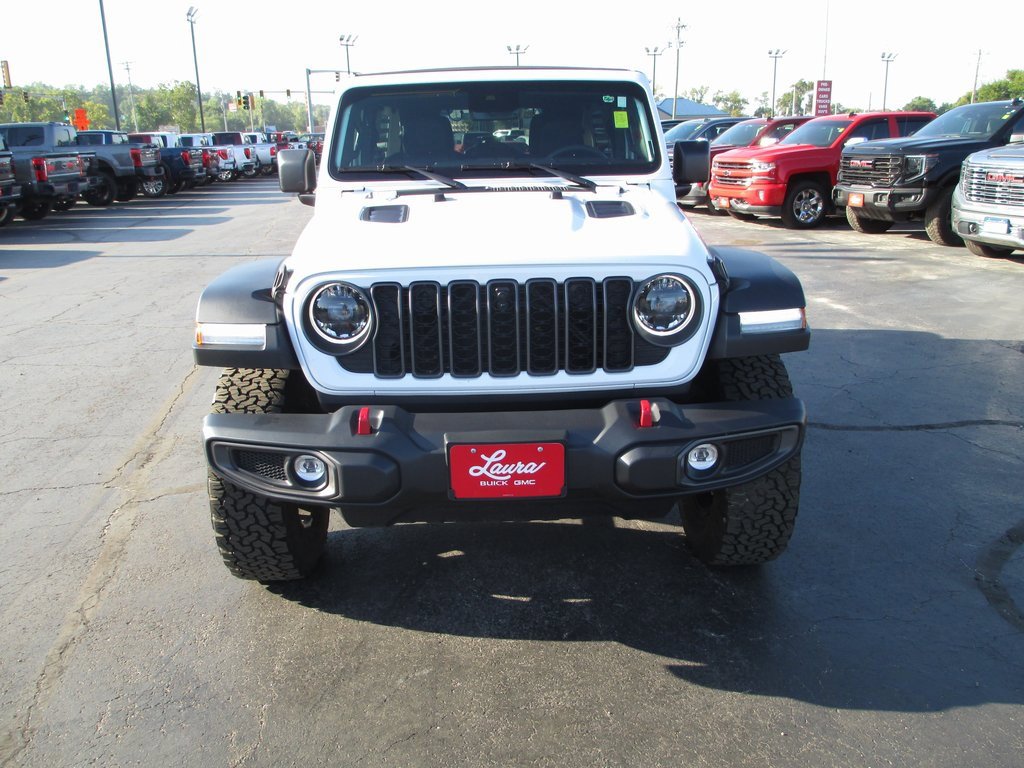 Used 2024 Jeep Wrangler Unlimited Rubicon w/ Technology Group image 10