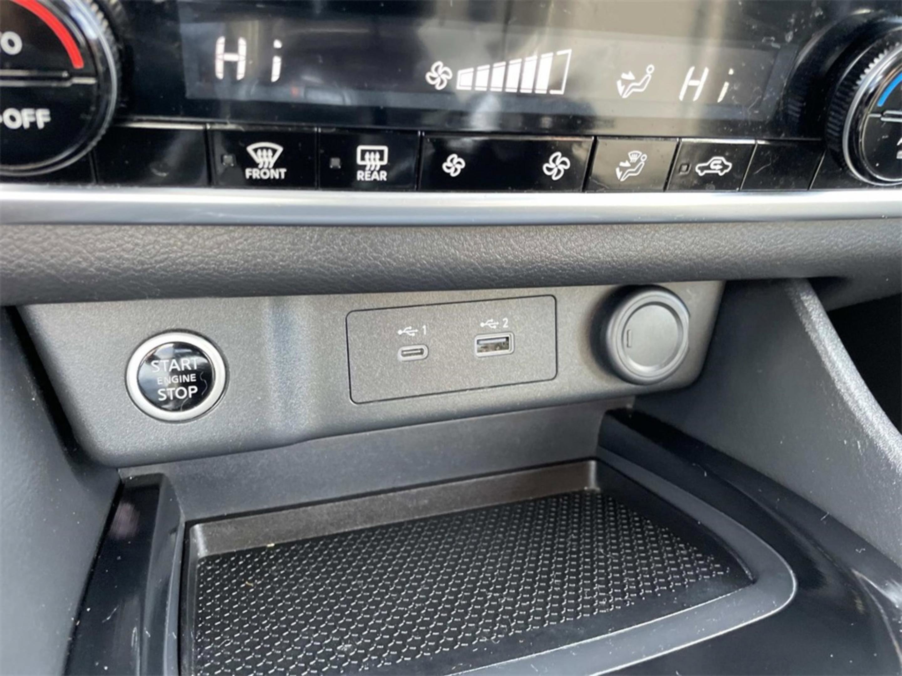 Used 2021 Nissan Rogue SV image 28