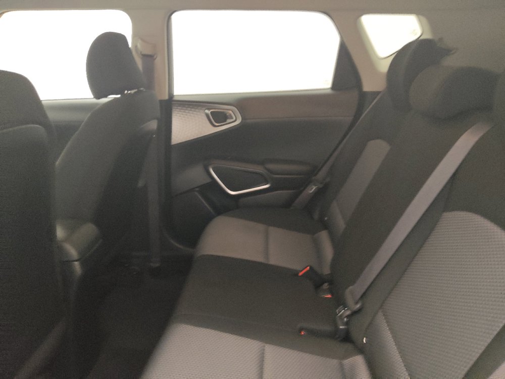Used 2022 Kia Soul LX w/ Technology Package FWD image 18