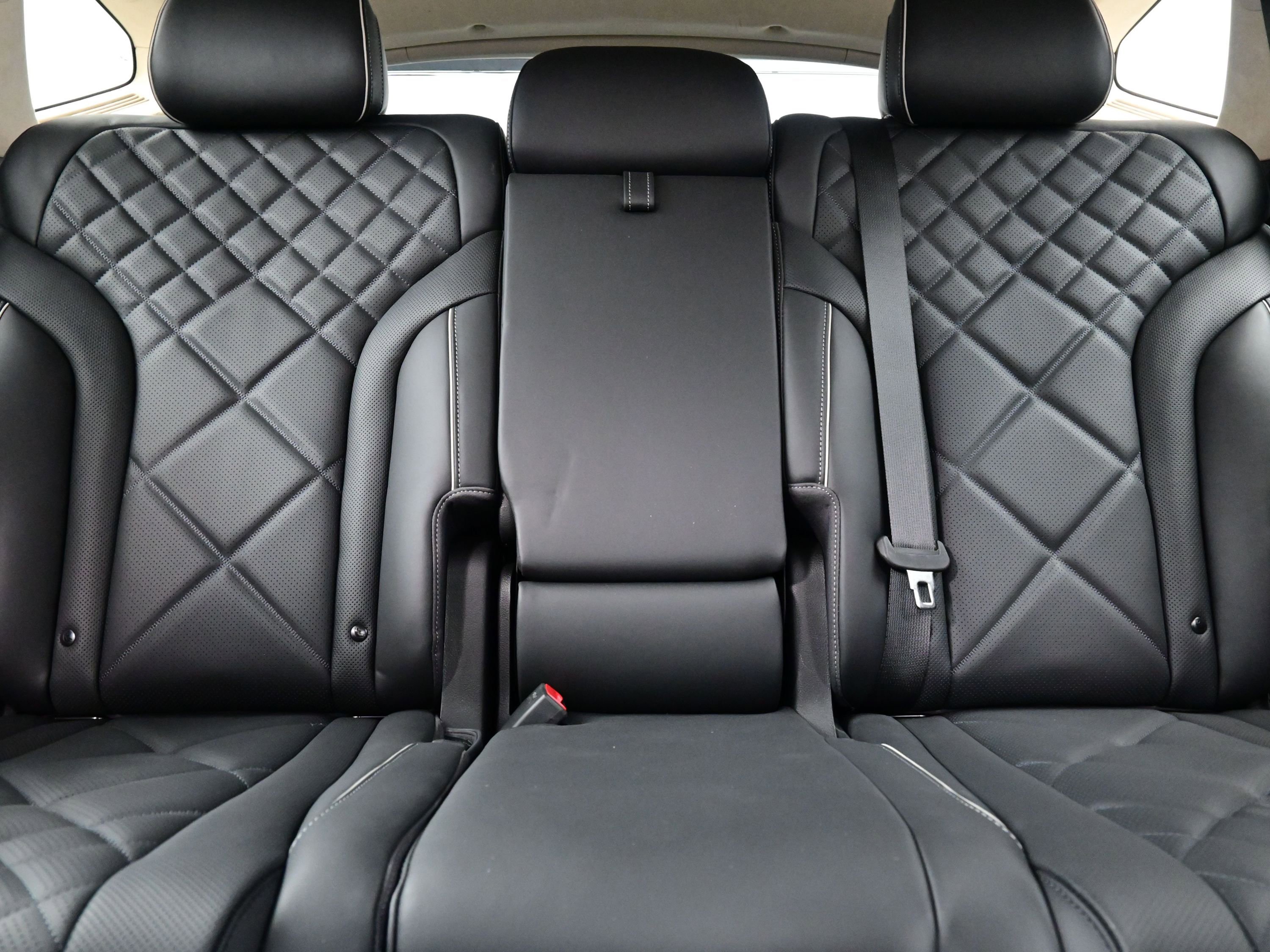 Certified 2025 Genesis GV80 3.5T Prestige image 16