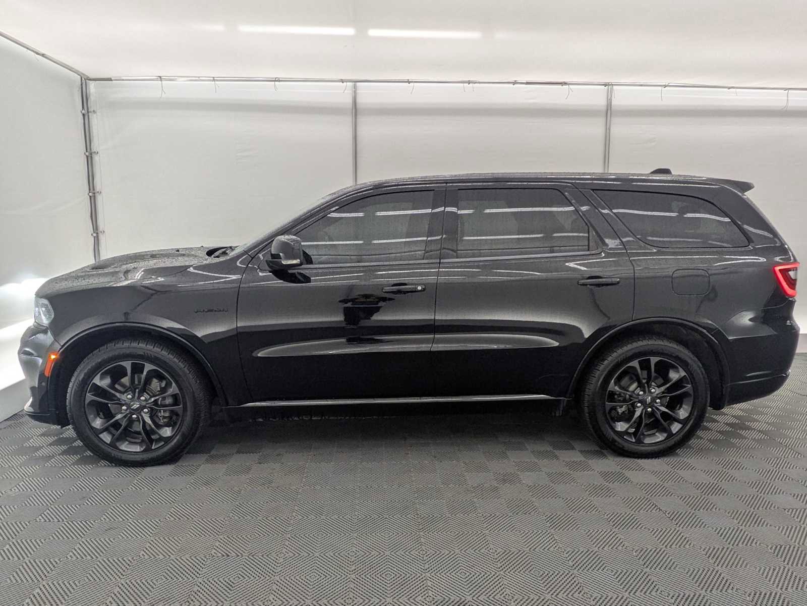 Used 2021 Dodge Durango R/T w/ Blacktop Package image 3