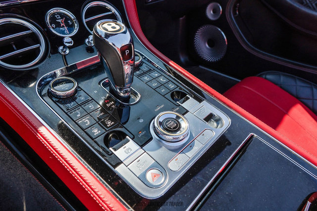 Used 2020 Bentley Continental GT V8 image 37