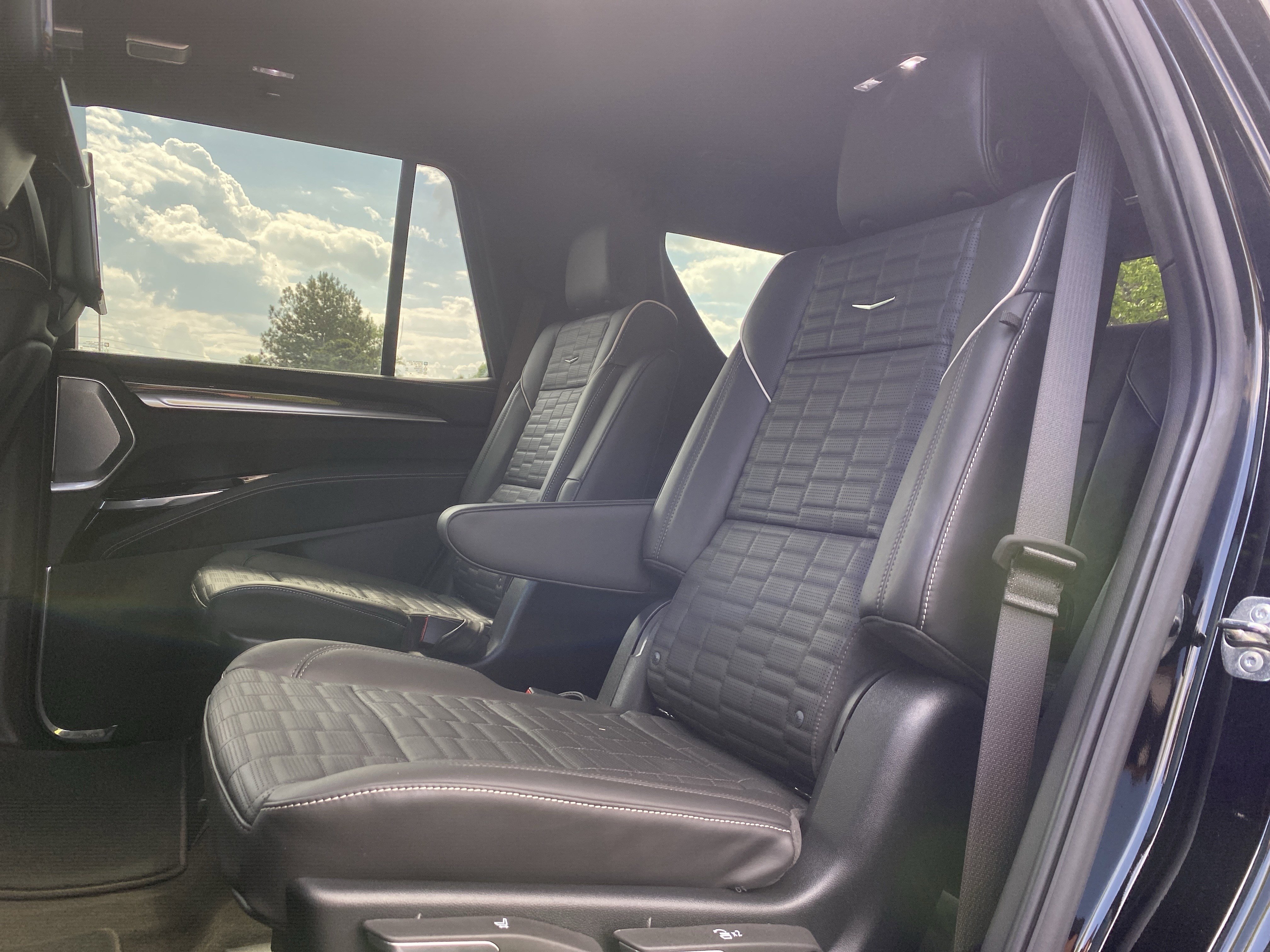 Used 2026 Cadillac Escalade V AWD/4WD image 8