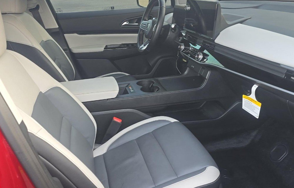 Used 2025 Honda Prologue Touring image 8