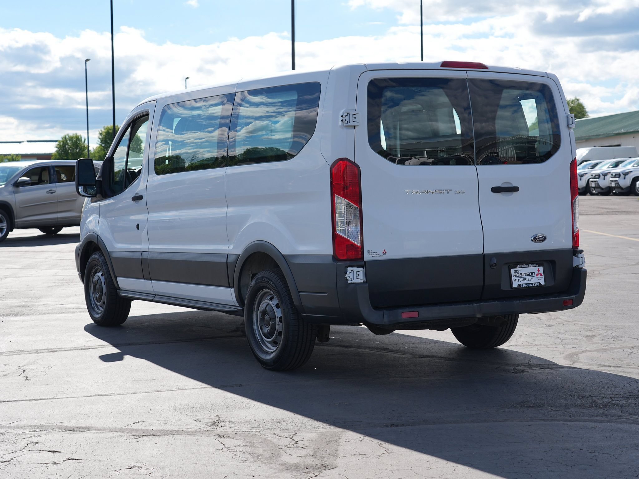 Used 2016 Ford Transit 150 130 Low Roof RWD image 6