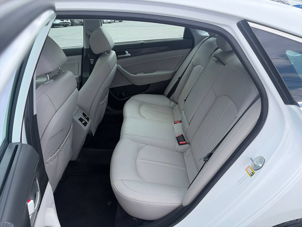 Used 2019 Hyundai Sonata Limited w/ Ultimate Package 02 FWD image 26
