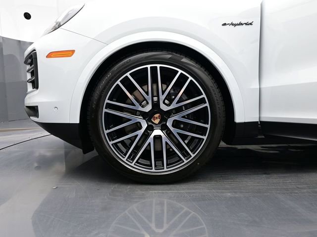 New 2026 Porsche Cayenne E-Hybrid Coupe image 6