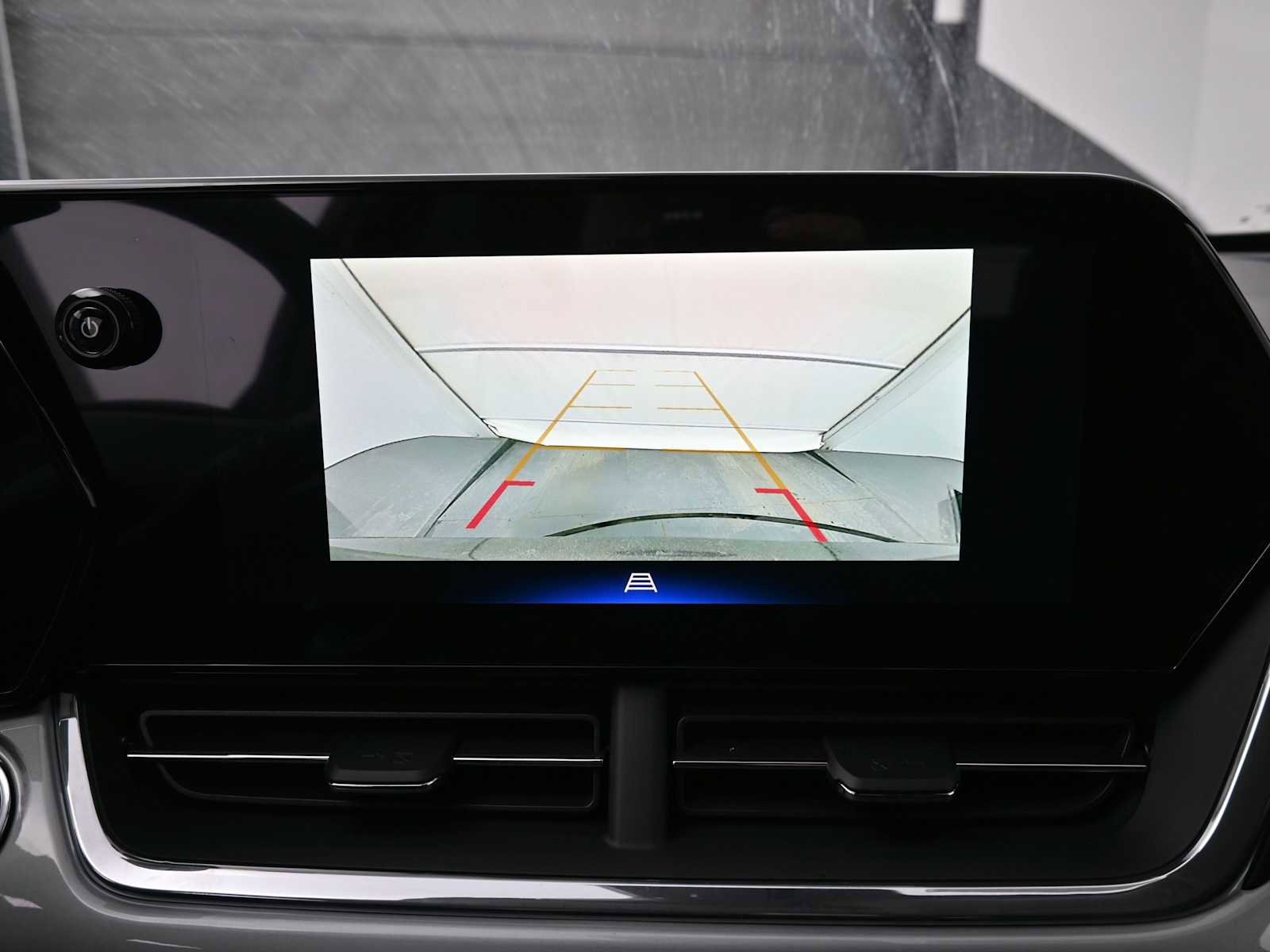 New 2026 Chevrolet Trax LT w/ LT Convenience Package image 8