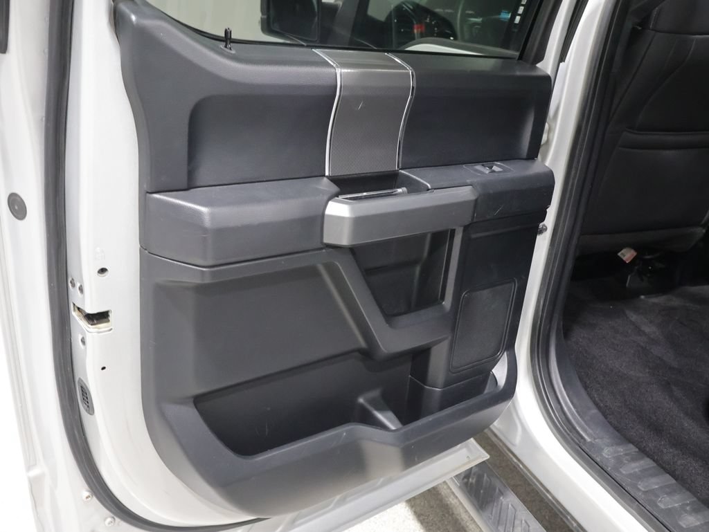 Used 2016 Ford F150 XLT w/ Equipment Group 302A Luxury AWD/4WD image 20