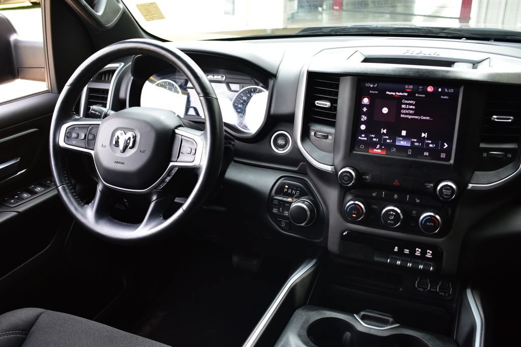 Used 2022 RAM 1500 Big Horn AWD/4WD image 32
